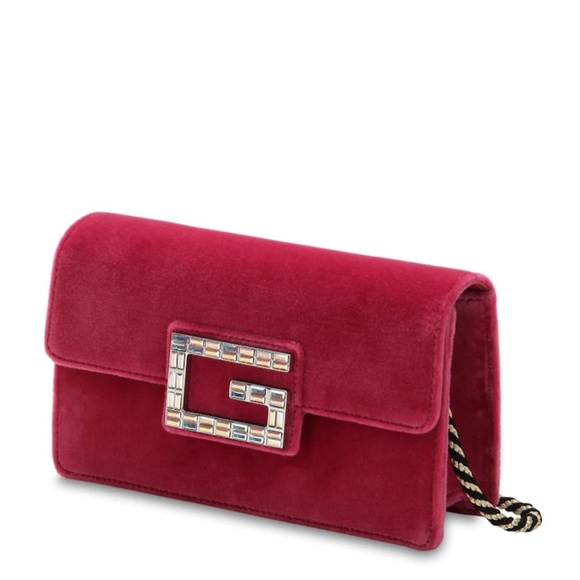gucci broadway velvet mini bag